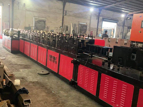 東莞冷彎成型機